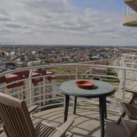Apartment Seasight Bc B1403 With Beautiful Sea Views