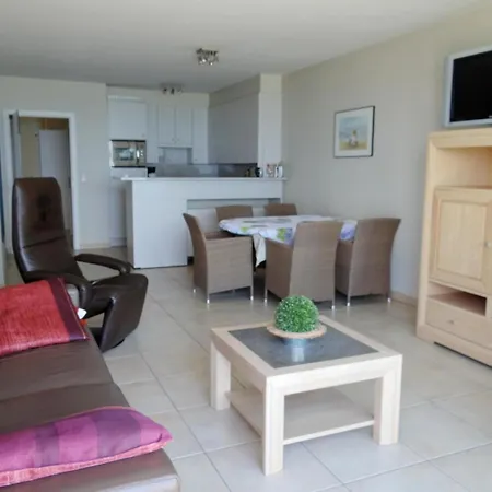 In With Sea Views Apartamento